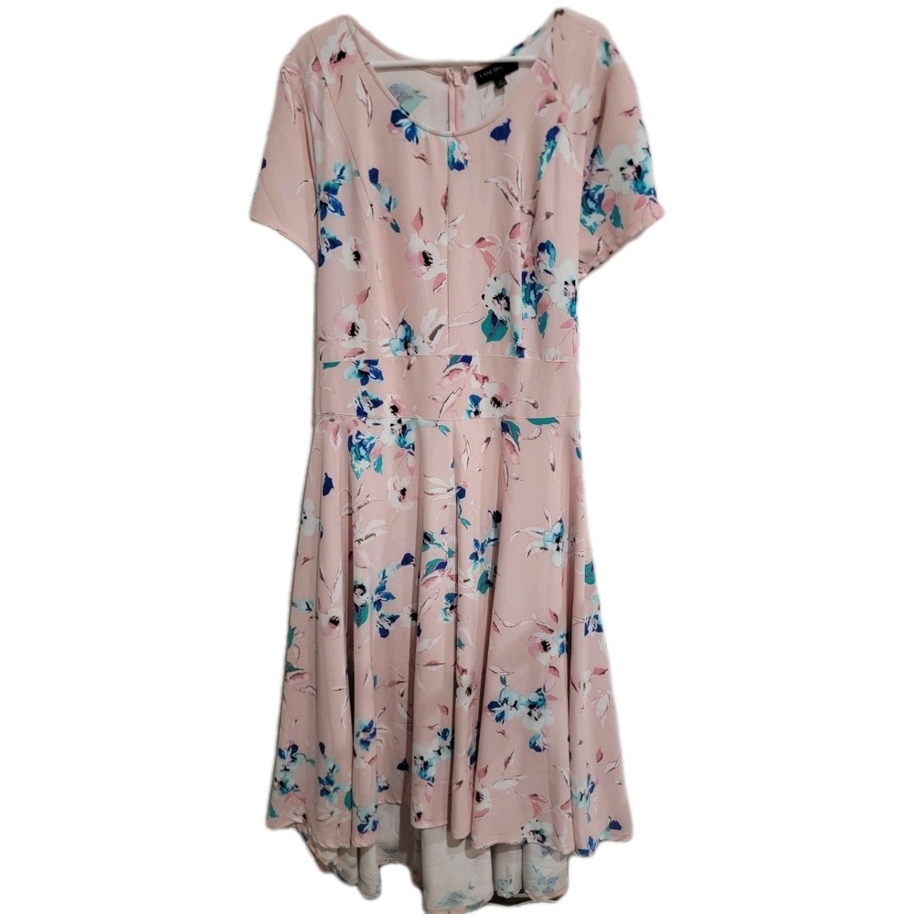 Lane Bryant NWT Pink Floral Hi-Lo Dress Plus‎ Size 28 Short Sleeve Belted Flowy